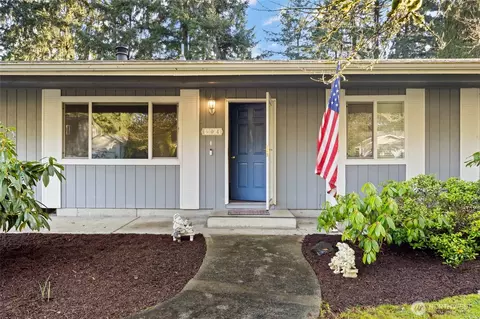 604 Hawks Glen Dr SE, Olympia, WA 98513
