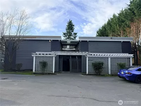 1111 Kirkland Ave #3, Kirkland, WA 98033
