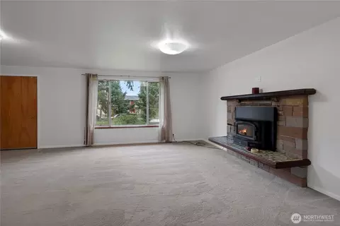 222 175th St E, Spanaway, WA 98387 photo 5