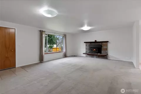 222 175th St E, Spanaway, WA 98387 photo 6