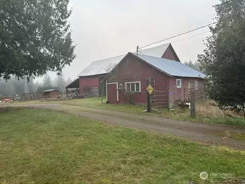 3503 NW Mountain View Rd, Silverdale, WA 98383