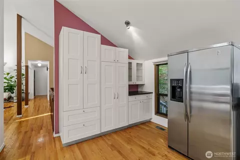 Kitchen - 4714 175th St SE, Bothell, WA 98012 photo 6 of 6