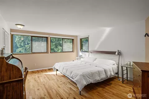 Bedroom - 4714 175th St SE, Bothell, WA 98012 photo 1 of 6