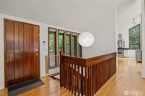 Entry Way - 4714 175th St SE, Bothell, WA 98012 photo 2 of 2