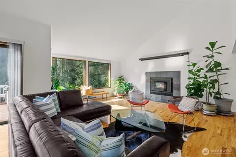 Living - 4714 175th St SE, Bothell, WA 98012 photo 1 of 7