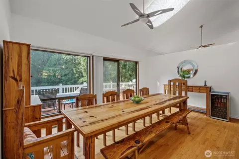 Dining - 4714 175th St SE, Bothell, WA 98012 photo 2 of 2