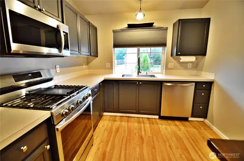 Kitchen - 19205 206th Street Ct E, Orting, WA 98360 photo 2 of 5