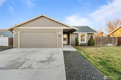 960 S 11th Ave, Othello, WA 99344