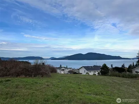 4502 Guemes Vw, Anacortes, WA 98221