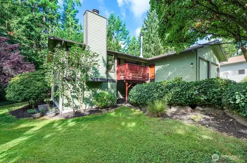 21806 NE 17th Ct, Sammamish, WA 98074