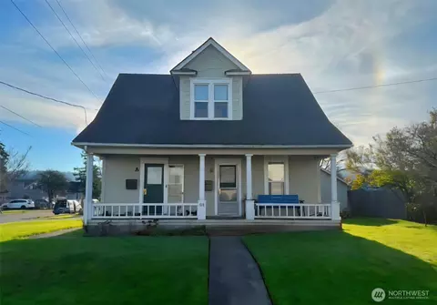 618 Kentucky St, Bellingham, WA 98225