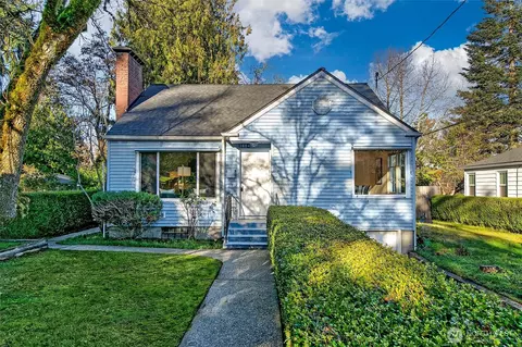 3804 NE 94th St, Seattle, WA 98115