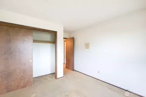 Bedroom - 141 Bay View St, Sequim, WA 98382 photo 4 of 5