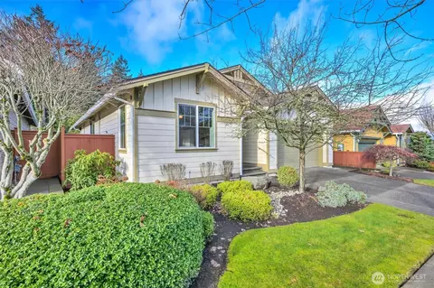 4717 Bend Ct NE, Lacey, WA 98516