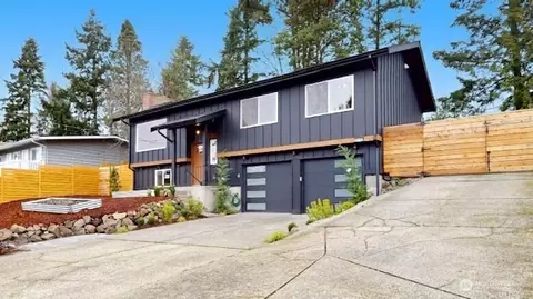 21246 15th Ave S, Des Moines, WA 98198