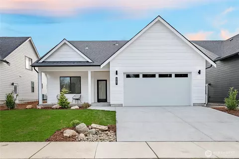 2883 Oleander Ln, Blaine, WA 98230