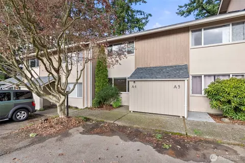 2300 9th Ave SW #A4, Olympia, WA 98502