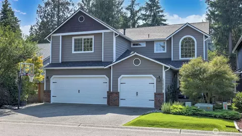 23825 SE 249th St, Maple Valley, WA 98038