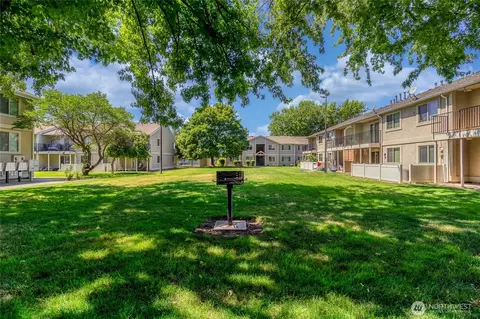 1918 J St #102, Walla Walla, WA 99362