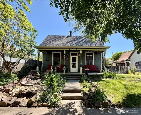 308 E Spring St, Dayton, WA 99328