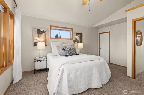 Bedroom - 2008 Monroe Ave, Everett, WA 98203 photo 2 of 5