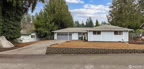 430 School Ct SE, Lacey, WA 98503