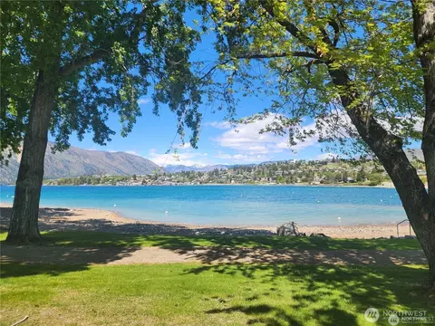 1 Beach 564-m, Manson, WA 98831