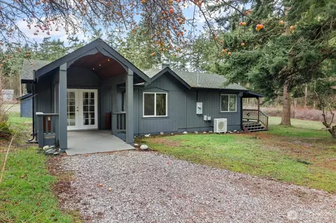 2341 Libbey Rd, Coupeville, WA 98239