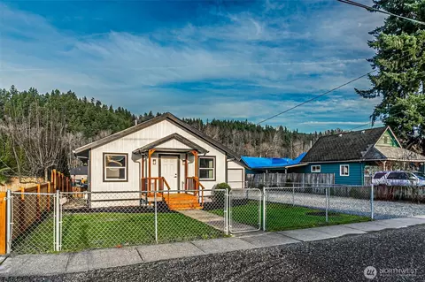 316 Bowlin Ave NE, Orting, WA 98360 photo 2