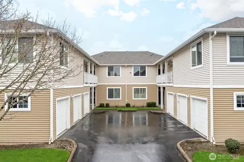 6129 Lindsay Dr SE #C8, Auburn, WA 98092