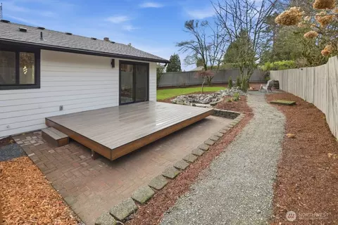 10704 NE 200th Pl, Bothell, WA 98011 photo 34