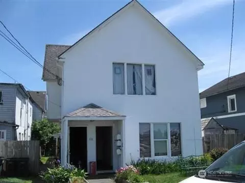 118 Jefferson St, Hoquiam, WA 98550