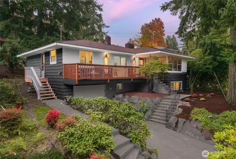 11721 24th Ave NE, Seattle, WA 98125