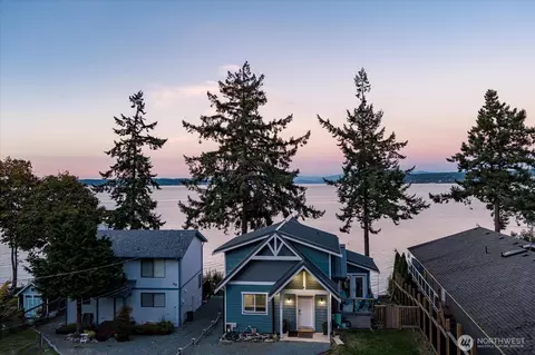 159 Harrington Lagoon Rd, Coupeville, WA 98239