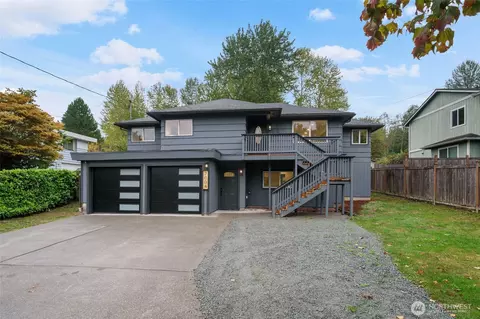 7004 16th Ave SW, Seattle, WA 98106