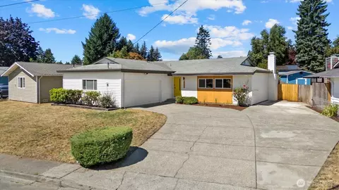 16531 120th Ave SE, Renton, WA 98058