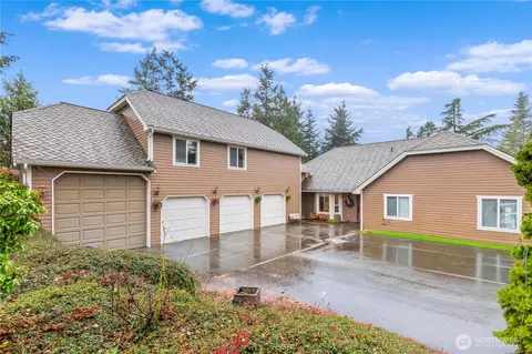 3836 Bay Ln, Anacortes, WA 98221