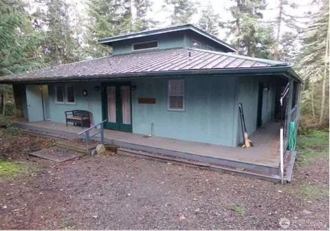 945 W Sequim Bay Rd, Sequim, WA 98382
