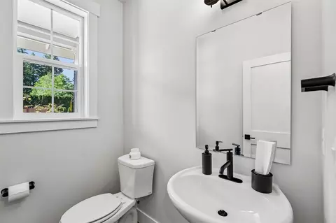 Bath - 225 182nd Pl SE, Bothell, WA 98012 photo 1 of 5