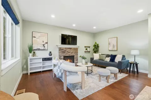 Living - 18916 10th Dr SE, Bothell, WA 98012 photo 3 of 3