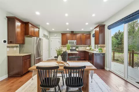 Kitchen - 18916 10th Dr SE, Bothell, WA 98012 photo 1 of 3