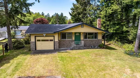 247 Bass Ave NE, Ocean Shores, WA 98569