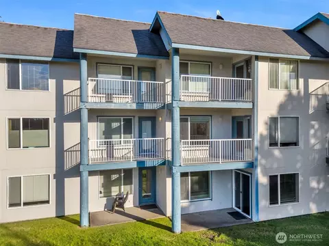 210 26th St NW #419/20, Long Beach, WA 98631