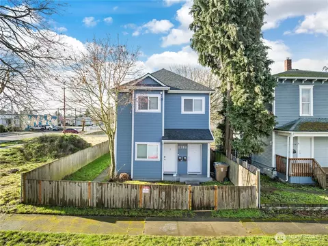 1318 S J St, Tacoma, WA 98405