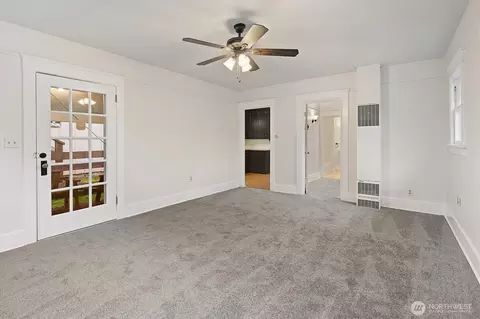 Living - 121 Van Scoyoc Ave SW, Orting, WA 98360 photo 3 of 4