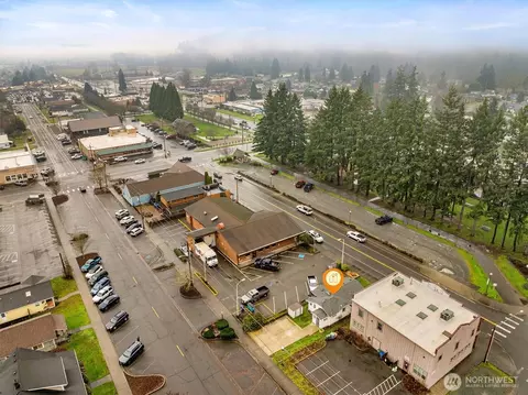 View/Area - 121 Van Scoyoc Ave SW, Orting, WA 98360 photo 8 of 9