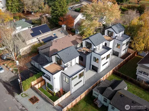 8750 13th Ave NW #B, Seattle, WA 98117