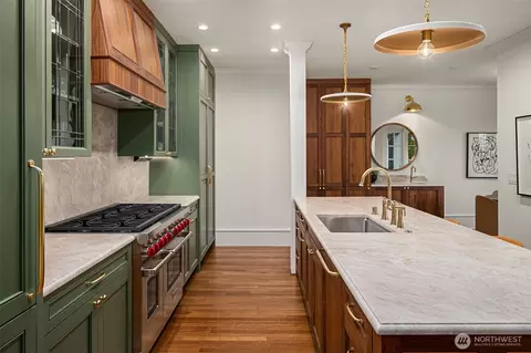 740 22nd Ave E, Seattle, WA 98112 photo 13