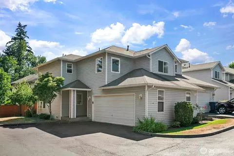 15203 Admiralty Wy Unit #E15, Lynnwood, WA 98087