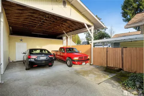Exterior - 1107 Adele St, Sumner, WA 98390 photo 4 of 6
